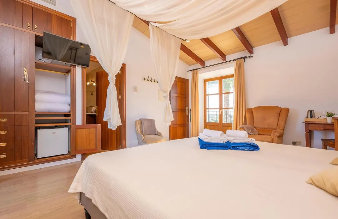 Agroturismo Mondrago -Antic Na Martina--1